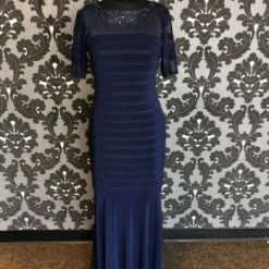 Something Blue Size 10 Navy FORMAL DRESSES FORMAL/MOTHER'S DRESSES