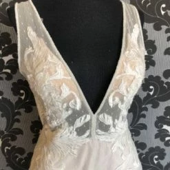 Something Blue As Is Zavana WA6021-1Z Wedding Dress Lace Ivory/Champ Size 12 V-Neck