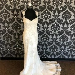 Something Blue WEDDING DRESSES Size 8 Ivory Maggie Sottero Lace Sheath