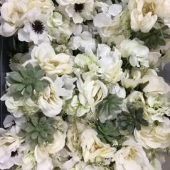 Hobby Lobby Bouquet Fabric Cream/Green/White 10