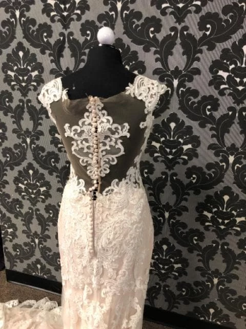 Something Blue Essense Of Australia ESME D2205 Women's Wedding Dress Lace/Tulle 6 Something Blue Essense Of Australia ESME D2205 Women's Wedding Dress Lace/Tulle