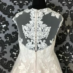 Something Blue Stella York 6391 Women Wedding Dress Lace/Tulle Ivory/Moscato WEDDING DRESSES 11 Something Blue Stella York 6391 Women Wedding Dress Lace/Tulle Ivory/Moscato WEDDING DRESSES