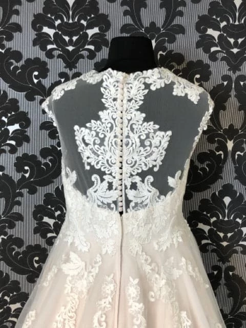 Something Blue Stella York 6391 Women Wedding Dress Lace/Tulle Ivory/Moscato WEDDING DRESSES 7 Something Blue Stella York 6391 Women Wedding Dress Lace/Tulle Ivory/Moscato WEDDING DRESSES