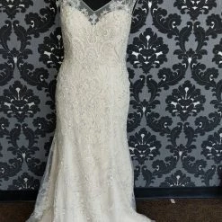 Something Blue WEDDING DRESSES Casablanca 240 Wedding Dress Size 18 Beaded Nude Sleeveless Sheath V-Neck