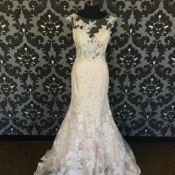 Size 10 Ivory/Nude Allure Bridal Lace Illusion Trumpet WEDDING DRESSES