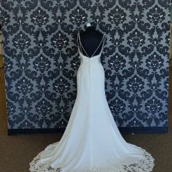 Something Blue Stella York 6586 Wedding Dress Size 14 Crepe Ivory Sleeveless Sheath