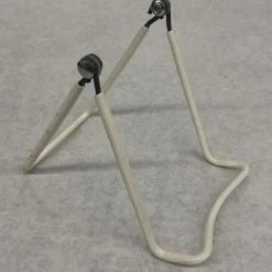 Something Blue Easel Metal/Vinyl Ivory Size 5" Studio Decor SIGNS