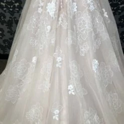 Something Blue Essense Of Australia EMBERLYNN D2126 Women's Wedding Dress Lace/Tulle A-Line WEDDING DRESSES