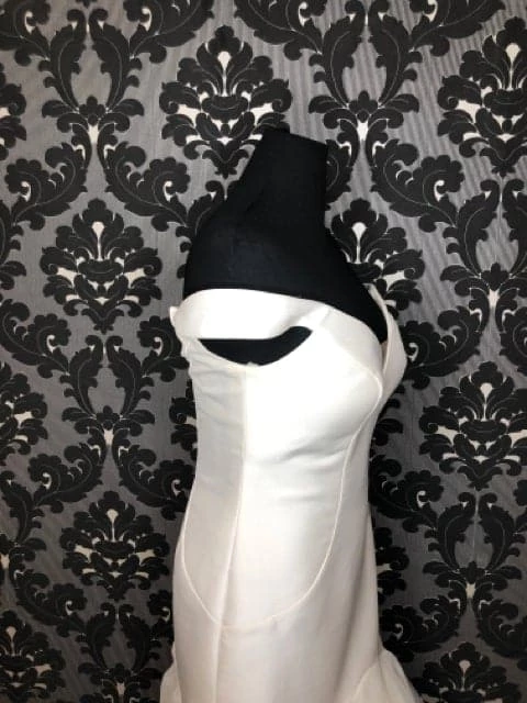 Something Blue Martina Liana 1172ZZ Wedding Dress Bengaline/Horsehair AS IS STAINS THROUGHOUT WEDDING DRESSES 5 Something Blue Martina Liana 1172ZZ Wedding Dress Bengaline/Horsehair AS IS STAINS THROUGHOUT WEDDING DRESSES