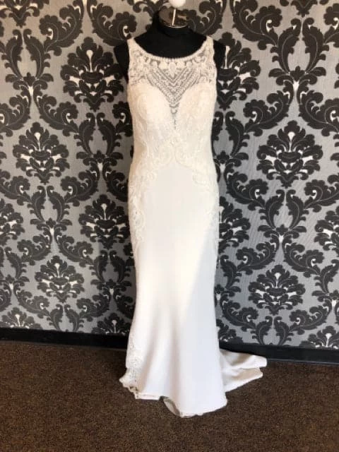 Something Blue WEDDING DRESSES As Is Casablanca 2390 Wedding Dress Crepe Ivory Size 12 Sleeveless 4 Something Blue WEDDING DRESSES As Is Casablanca 2390 Wedding Dress Crepe Ivory Size 12 Sleeveless