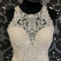 Something Blue Essense Of Australia D2174 Wedding Dress Beaded Lace AS IS- HOLES IN MESH/STAINS