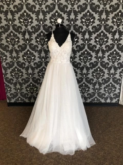 Something Blue Mori Lee Women's Wedding Dress Sequin/Tulle Ivory Size 10 A-line WEDDING DRESSES 3 Something Blue Mori Lee Women's Wedding Dress Sequin/Tulle Ivory Size 10 A-line WEDDING DRESSES