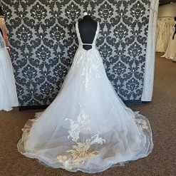 Something Blue Wilderly Bride F142 Wedding Dress Tulle/Lace Ivory Size 10 WEDDING DRESSES