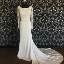 Something Blue Wedding Modeca Women's Wedding Dress Poly Spandex Ivory Size 18 Sheath WEDDING DRESSES