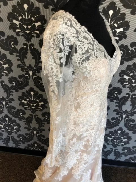 Something Blue WEDDING DRESSES Maggie Sottero Wedding Dress Lace Ivory/Champagne Long Sleeve Size 14 5 Something Blue WEDDING DRESSES Maggie Sottero Wedding Dress Lace Ivory/Champagne Long Sleeve Size 14