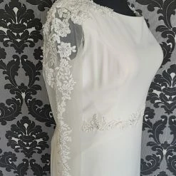 Something Blue WEDDING DRESSES Modeca Size 18 Ivory Crepe Long Sleeve Fit & Flare