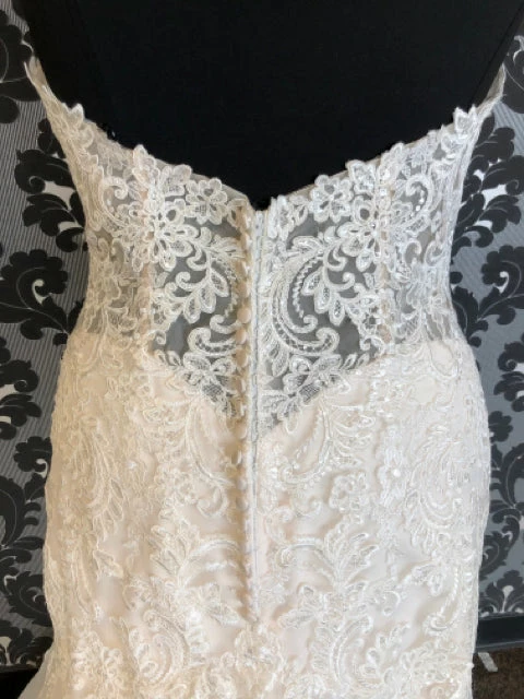 Something Blue Mori Lee Size 22W Champagne Strapless Fit & Flare 7 Something Blue Mori Lee Size 22W Champagne Strapless Fit & Flare