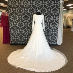 Something Blue Allure Bridal M646 Women's Wedding Dress Lace/Tulle Ivory A-line