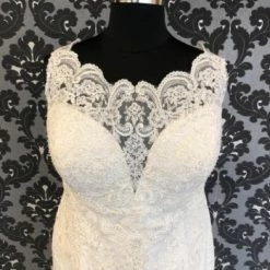 Something Blue Stella York 6569 Lace/Tulle Size 28 AS IS MISSING BEADING/ HOLE IN ILLUSION WEDDING DRESSES