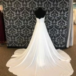 Something Blue Sweetheart 1103 Wedding Dress Lace/Chiffon Ivory Size 6 A-line 11 Something Blue Sweetheart 1103 Wedding Dress Lace/Chiffon Ivory Size 6 A-line