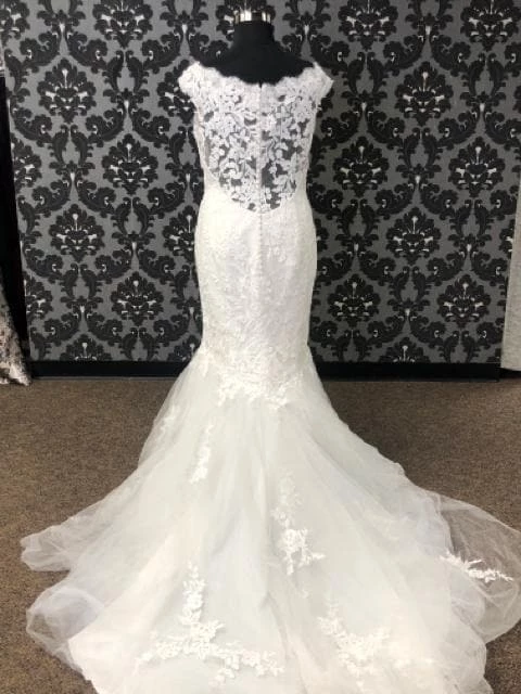Something Blue WEDDING DRESSES Casablanca BL329 Darcey Women Wedding Dress Lace Ivory Size 22 4 Something Blue WEDDING DRESSES Casablanca BL329 Darcey Women Wedding Dress Lace Ivory Size 22