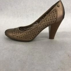 Something Blue NEW ARRIVALS Life Stride Size 8.5 Gold Women Heel