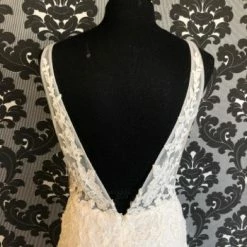 Something Blue Calla Blanche Size 14 Ivory Mermaid Deep V Sleeveless Lace Mermaid WEDDING DRESSES