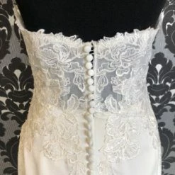 Something Blue Stella York Size 8 Ivory Crepe And Lace Strapless Fit & Flare WEDDING DRESSES