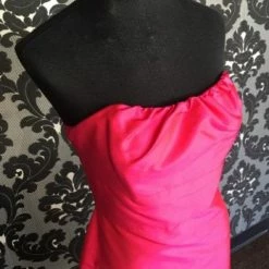 Something Blue FORMAL/MOTHER'S DRESSES Size 10 Fuschia Lugo 240 Cocktail Silk Strapless