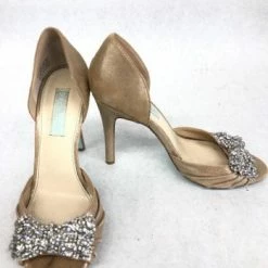 Something Blue NEW ARRIVALS Betsey Johnson Women Heels Champagne Size 8