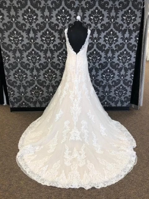 Something Blue Mori Lee Women's Wedding Dress Tulle/Lace Ivory/Champagne Lace WEDDING DRESSES 7 Something Blue Mori Lee Women's Wedding Dress Tulle/Lace Ivory/Champagne Lace WEDDING DRESSES