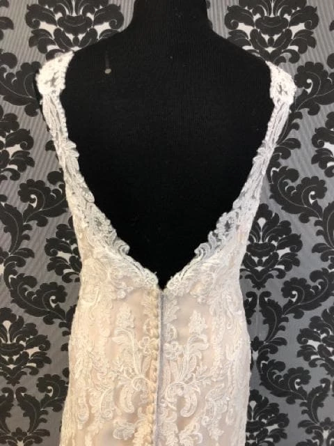 Something Blue Mori Lee Women's Wedding Dress Tulle/Lace Ivory/Champagne Lace WEDDING DRESSES 6 Something Blue Mori Lee Women's Wedding Dress Tulle/Lace Ivory/Champagne Lace WEDDING DRESSES