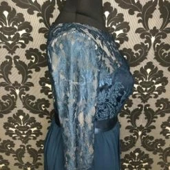 Something Blue FORMAL/MOTHER'S DRESSES Da Vinci Women's Formal Lace Navy Size 16 FORMAL DRESSES