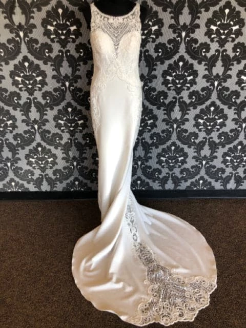 Something Blue WEDDING DRESSES As Is Casablanca 2390 Wedding Dress Crepe Ivory Size 12 Sleeveless 3 Something Blue WEDDING DRESSES As Is Casablanca 2390 Wedding Dress Crepe Ivory Size 12 Sleeveless