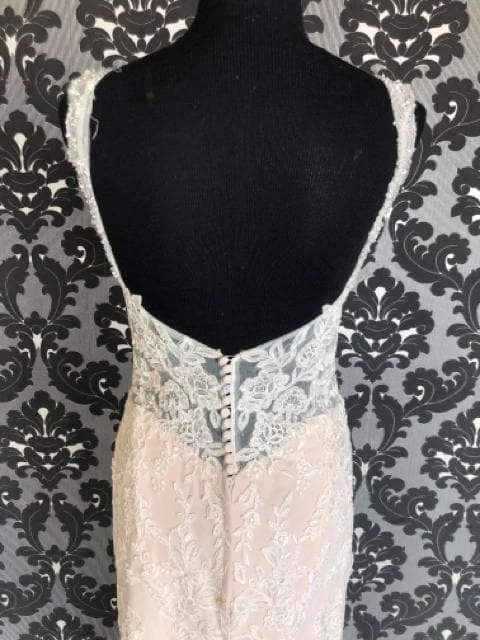 Something Blue WEDDING DRESSES Stella York 6371 SHANNON Wedding Dress Lace Ivory Size 10 Sheath "PRICED AS IS" 5 Something Blue WEDDING DRESSES Stella York 6371 SHANNON Wedding Dress Lace Ivory Size 10 Sheath "PRICED AS IS"