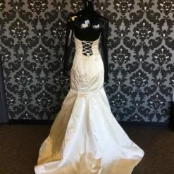 Something Blue Wedding Size 8 Ivory Satin Strapless Fit & Flare Sweetheart W/ Belt WEDDING DRESSES