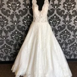 Something Blue Mori Lee Wedding Dress Lace/Beading Ivory8 A-line AS IS PILLING THROUGHOUT