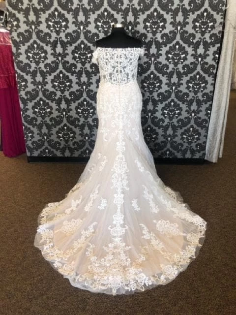 Something Blue Private Label Women Wedding Dress Lace Ivory/Blush Size 22 WEDDING DRESSES 6 Something Blue Private Label Women Wedding Dress Lace Ivory/Blush Size 22 WEDDING DRESSES