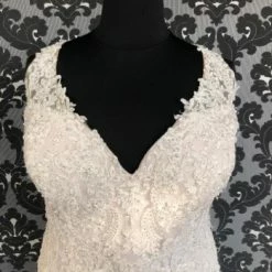 Something Blue WEDDING DRESSES Sincerity Bridal 3946 PS Wedding Dress Beaded Lace AS IS LOOSE BEADING