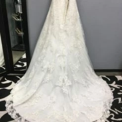 Something Blue WEDDING DRESSES Allure Romance Wedding Dress Lace Ivory Size 32 Strapless A-line