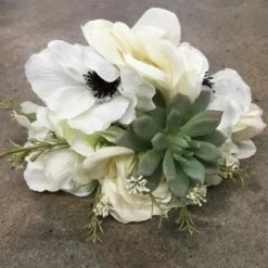 Hobby Lobby Bouquet Fabric Cream/Green/White 10"