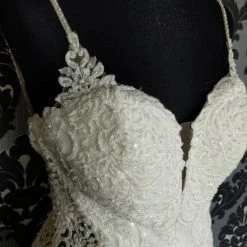 Something Blue Essense Wedding Dress D2945 Size 12 Lace/Beading Ivory Sleeveless