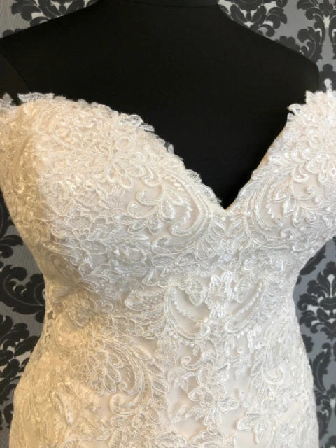 Something Blue Mori Lee Size 22W Champagne Strapless Fit & Flare 4 Something Blue Mori Lee Size 22W Champagne Strapless Fit & Flare