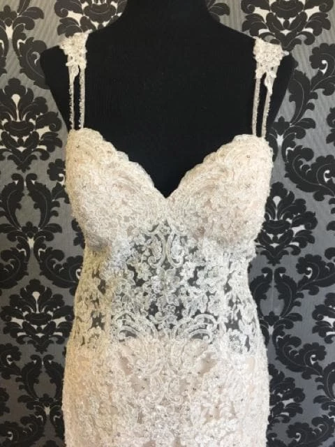 Something Blue Madeline Gardner Women's Wedding Dress Beaded Lace/Horsehair WEDDING DRESSES 4 Something Blue Madeline Gardner Women's Wedding Dress Beaded Lace/Horsehair WEDDING DRESSES