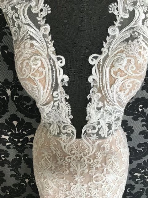 Something Blue Calla Blanche Women's Wedding Dress Lace Ivory/Champagne Size 12 3 Something Blue Calla Blanche Women's Wedding Dress Lace Ivory/Champagne Size 12
