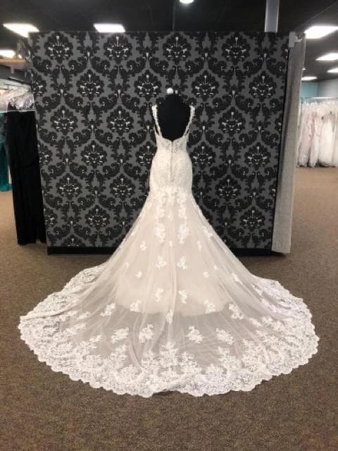 Something Blue WEDDING DRESSES Martina Liana 904 Wedding Dress Beaded Lace/Tulle AS IS DISCOLORED SEQUINS 7 Something Blue WEDDING DRESSES Martina Liana 904 Wedding Dress Beaded Lace/Tulle AS IS DISCOLORED SEQUINS