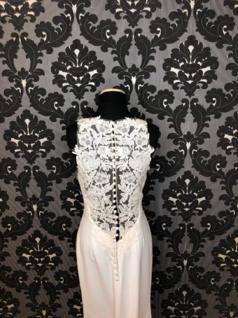 Something Blue WEDDING DRESSES Allure Romance 3063 Women's Wedding Dress Crepe/Lace Ivory 6 Something Blue WEDDING DRESSES Allure Romance 3063 Women's Wedding Dress Crepe/Lace Ivory