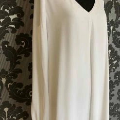 Something Blue White House Black Market Women's Formal Chiffon Ivory Size 4