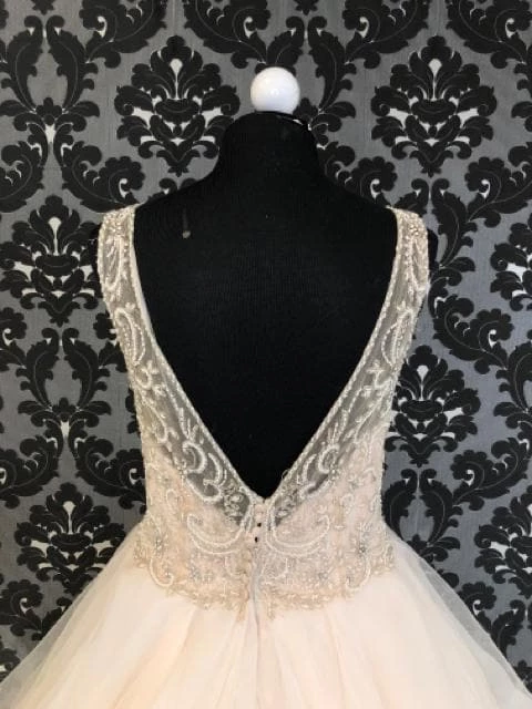 Something Blue Justin Alexander Size 14 Ivory And Nude Highneck Sleeveless Tulle Ballgown 7 Something Blue Justin Alexander Size 14 Ivory And Nude Highneck Sleeveless Tulle Ballgown