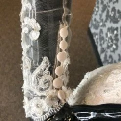 Something Blue WEDDING DRESSES Mori Lee Women's Wedding Dress Lace Ivory Size 6 Long Sleeve